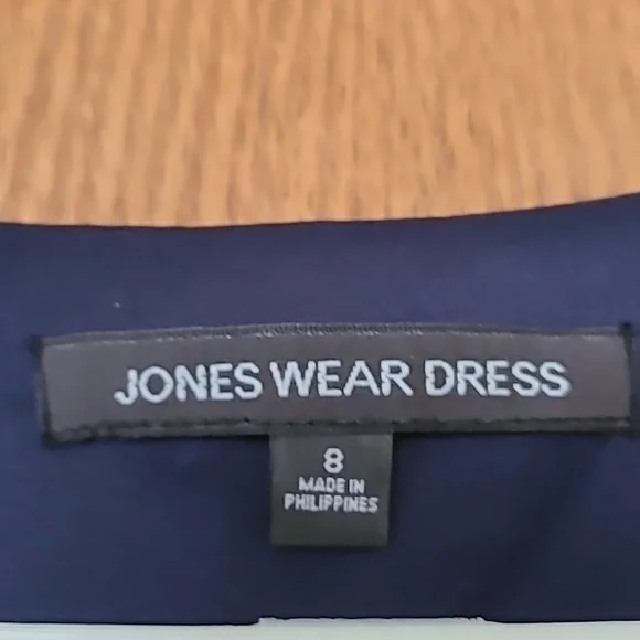 JonesWear Dress Red floral - Picture 2 of 4